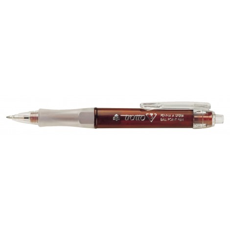 Tratto Tre – Penna a sfera triangolare con punta in silver nichel e sfera in carburo tungsteno, dotata di clip tratto 0,5mm colore rosso – Prezzo singolo ord. minimo 12pz